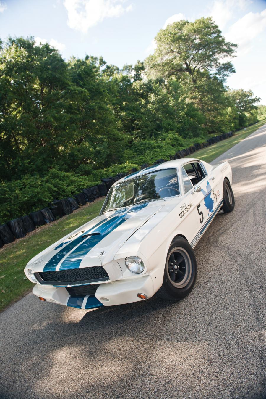  Shelby GT350 R 1965 года  (фото 43 из 95)